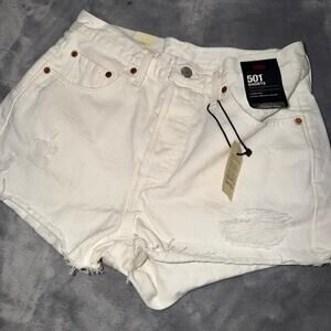 Levi’s 501 Shorts White Denim High Rise Distressed Raw Hem Women’s 28